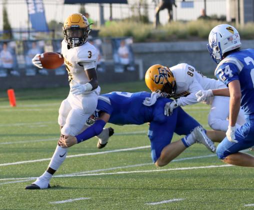 Southeast junior wide receiver AJ King (#3) will look to get the Buff offense untracked this week against Wichita South. (Photo by Huey Counts)