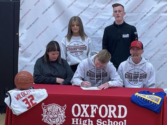 Cayden Carpenter, Oxford, Basketball, Central Christian College (Photo: Submitted)