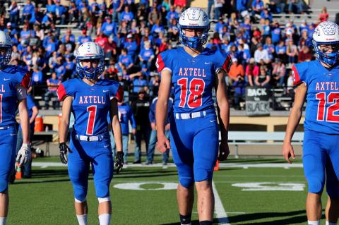 Defending 8-Man II champion Axtell looked impressive in blowing out Clifton-Clyde this week. (Photo: Everett Royer, KSportsImages.com)